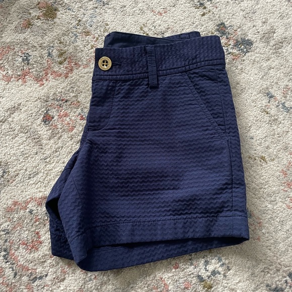 Lilly Pulitzer Callahan shorts in navy - Picture 7 of 7